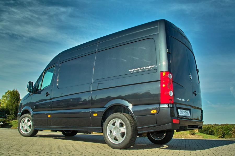  Volkswagen Crafter Vansports by Hartmann 2012 года  (фото 8 из 17)